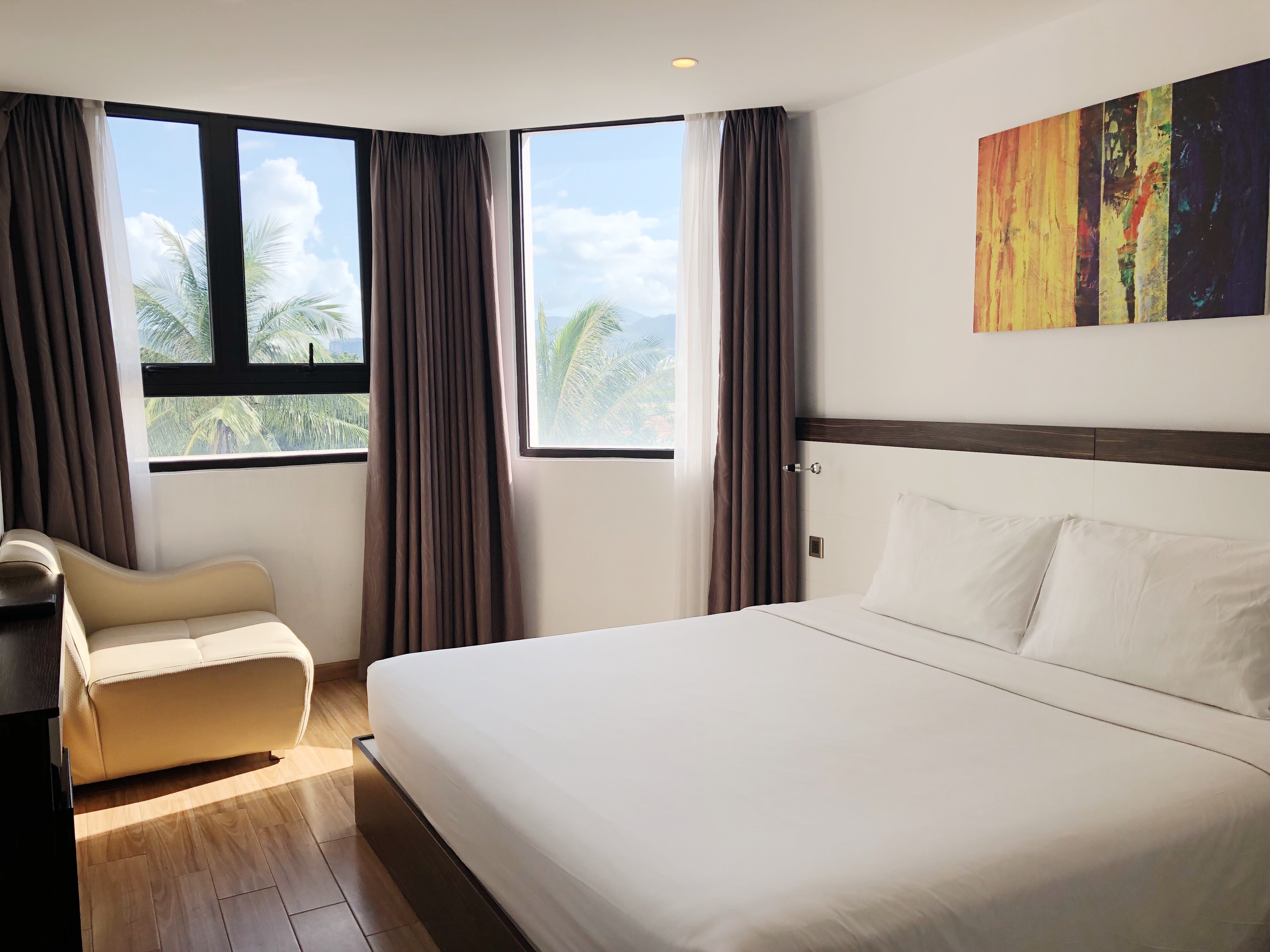 SUPERIOR DOUBLE ROOM WITH WINDOW